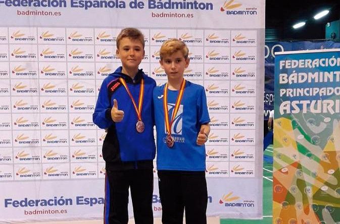 Alejandro Sanz bronce en el Campeonato de España de badmintón