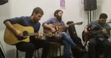 Grupo de música Gotelé en Acústico