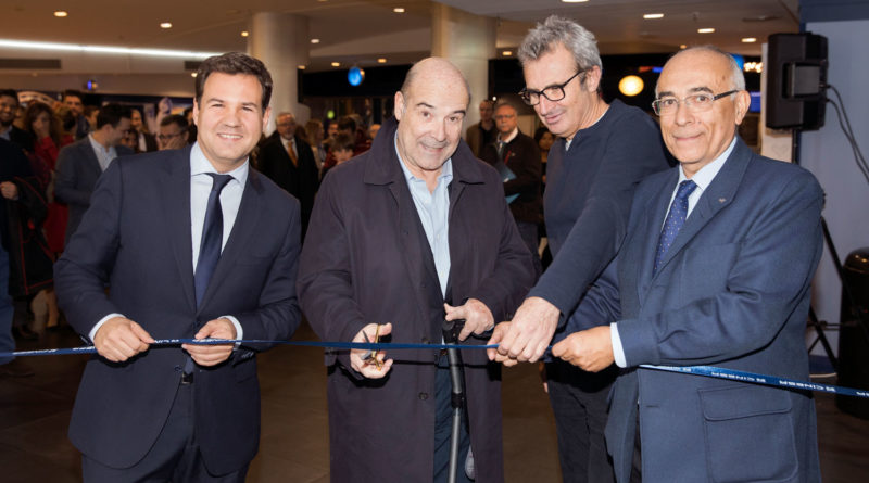 El alcalde de Las Rozas, José De la Uz; Antonio Resines; el presidente de la Academia de Cine, Mariano Barroso y el director de Relaciones Institucionales de Cinesa, Tomás Junquera.