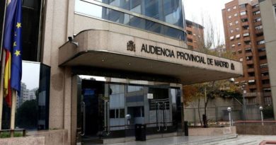 La Audiencia Provincial condena a Casado a siete años de inhabilitación para el ejercicio de cargo público.