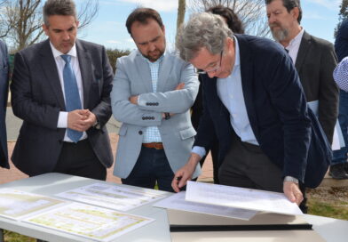 <strong>Guadarrama  y la Comunidad de Madrid presentan el proyecto para la  construcción de 58 viviendas  de protección pública</strong>