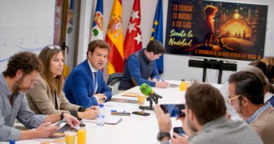<strong>El Ayuntamiento de Las Rozas recibe la Navidad con multitud de actividades para todos los públicos</strong> <strong>El Ayuntamiento de Las Rozas recibe la Navidad con multitud de actividades para todos los públicos</strong>