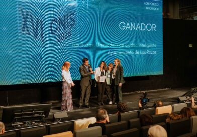 El CNIS premia al Comité de Transformación Digital de Las Rozas por su modelo de gestión y al alcalde por su trayectoria