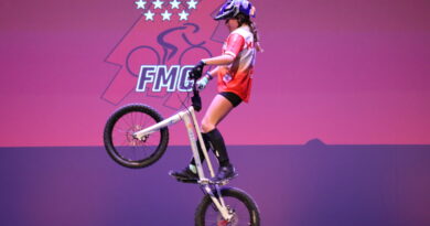 Galapagar acoge la entrega de premios de la Federacion Madrileña de Ciclismo Galapagar acoge la entrega de premios de la Federacion Madrileña de Ciclismo