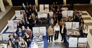 Pozuelo expone una veintena de propuestas para remodelar las plazas Mayor y Padre Vallet Pozuelo expone una veintena de propuestas para remodelar las plazas Mayor y Padre Vallet