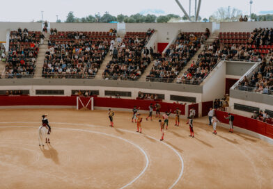 Caballero abre la Puerta Grande en Las Rozas en su reaparición Caballero abre la Puerta Grande en Las Rozas en su reaparición