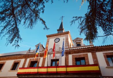 El alcalde pide explicaciones al delegado del Gobierno por el desbordamiento de los servicios municipales por la regularización de inmigrantes