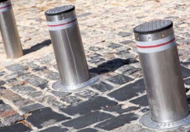 Galapagar refuerza la protección de su centro urbano con un bolardo inteligente de última generación Galapagar refuerza la protección de su centro urbano con un bolardo inteligente de última generación
