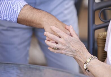 Las Rozas destina  61.000 euros a adaptar viviendas de personas mayores y dependientes