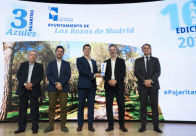Tres Pajaritas Azules para Las Rozas por su compromiso con el reciclaje de papel y cartón Tres Pajaritas Azules para Las Rozas por su compromiso con el reciclaje de papel y cartón