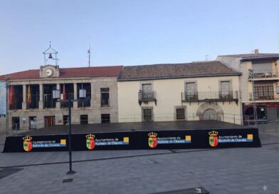 Robledo de Chavela adquiere un moderno escenario para garantizar la seguridad de los diferentes espectáculos Robledo de Chavela adquiere un moderno escenario para garantizar la seguridad de los diferentes espectáculos