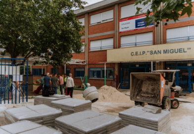 El Ayuntamiento realiza obras de mejora en catorce centros educativos públicos durante este verano