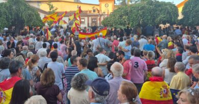 El Noroeste de Madrid salió a la calle para apoyar a Ceuta El Noroeste de Madrid salió a la calle para apoyar a Ceuta